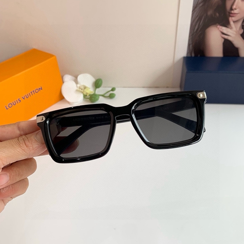 ルイヴィトンサングラス側面デザイン